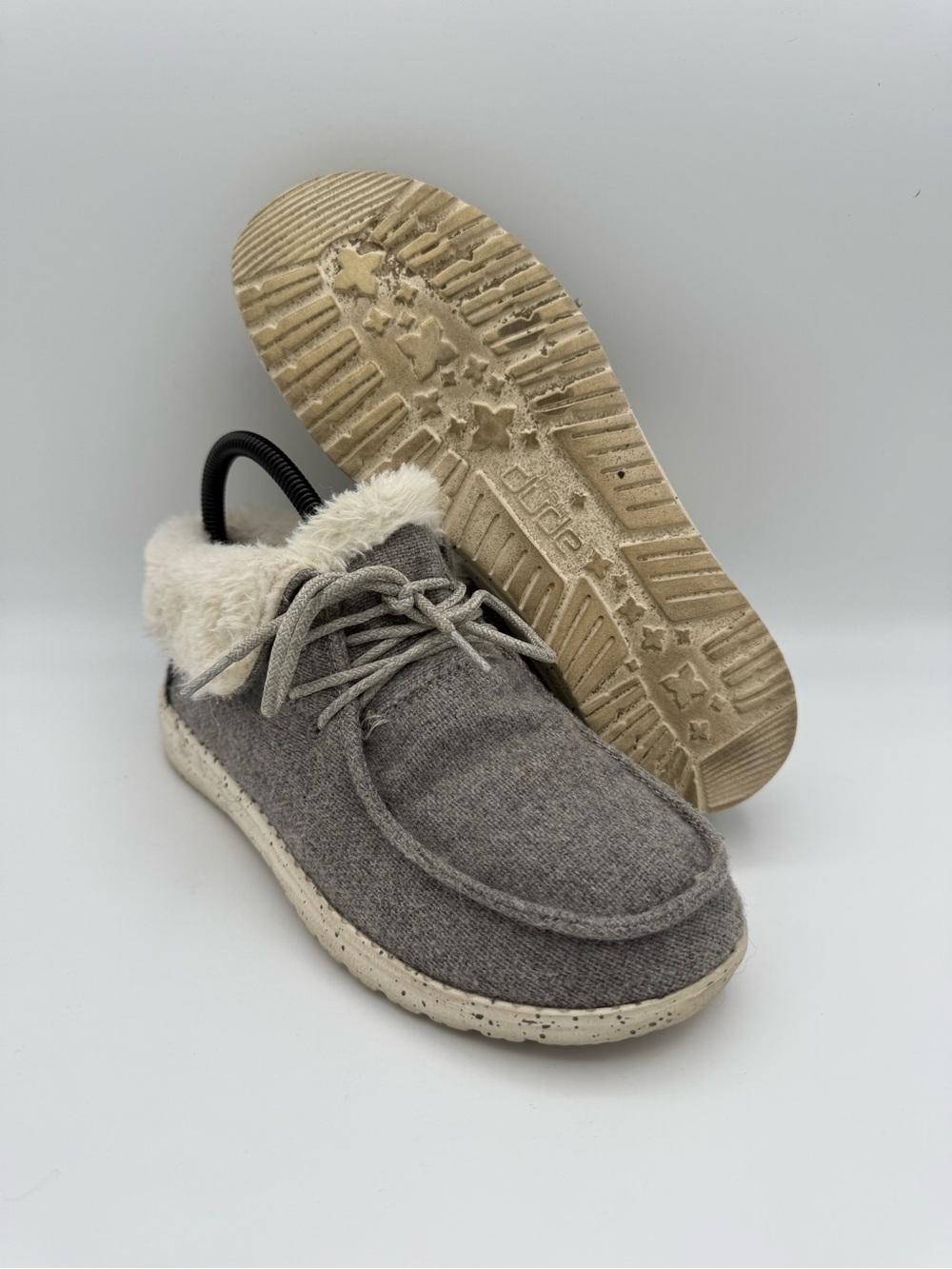 Women's Hey Dude Britt Charcoal Gray Faux Fur Lined Fold Over Lace-Up Shoes Sz 6